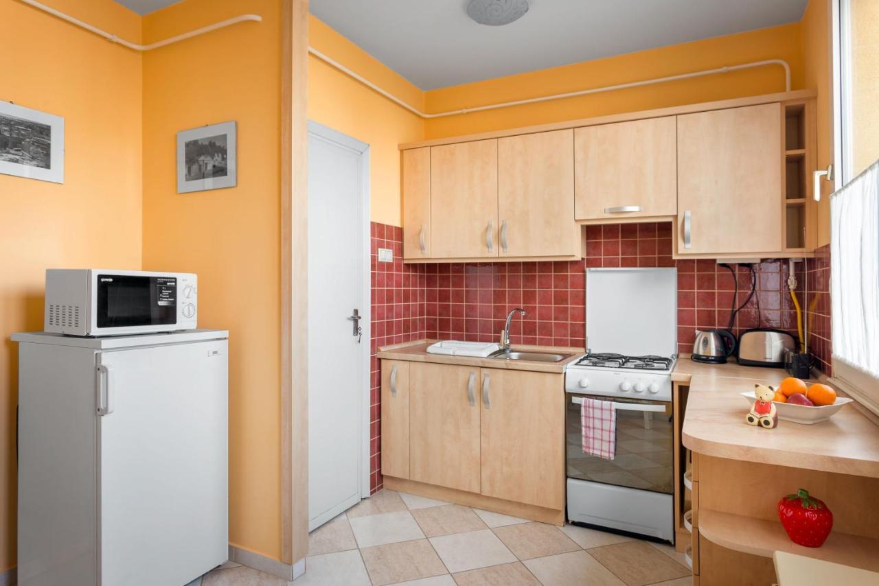 Bartakovics Apartman เอ็กเกอร์ ภายนอก รูปภาพ