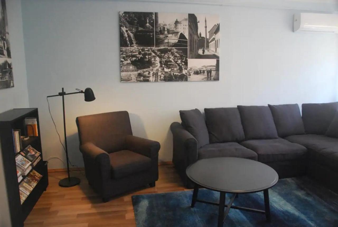Bartakovics Apartman เอ็กเกอร์ ภายนอก รูปภาพ